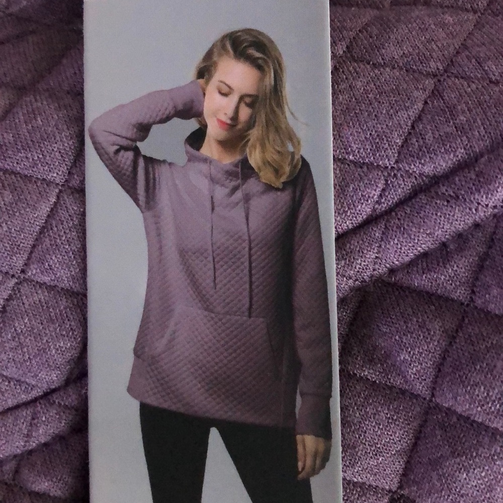 Green Tea Ouilt Pullover Top